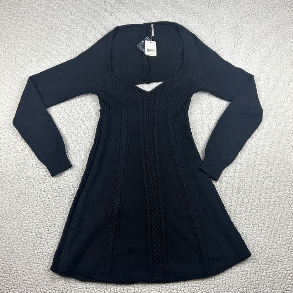 Free People Dress Women’s Size L Black Long Sleeve Keyhole Back Minimalist NWT